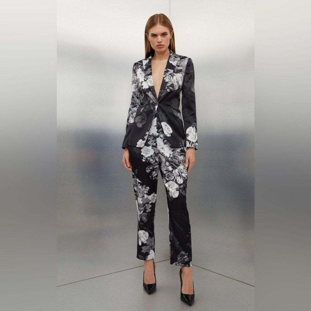 Karen Millen Black and White Floral Satin Suit Blazer Pant SET